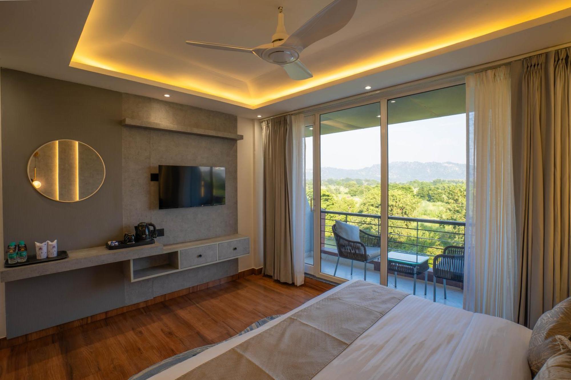 The Ganges Riverside Escape With A Private Ghat ハリドワール 部屋 写真