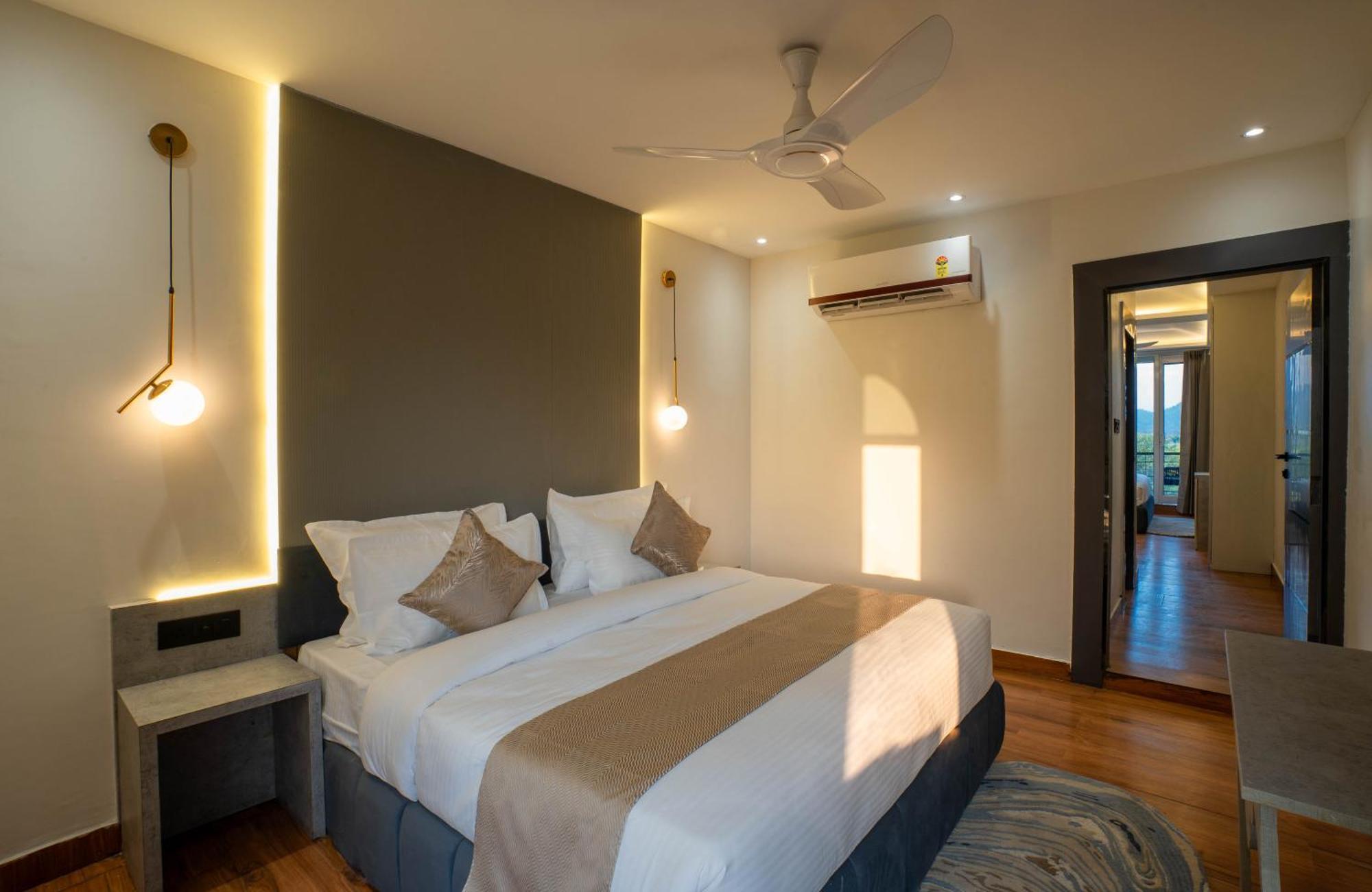 The Ganges Riverside Escape With A Private Ghat ハリドワール 部屋 写真