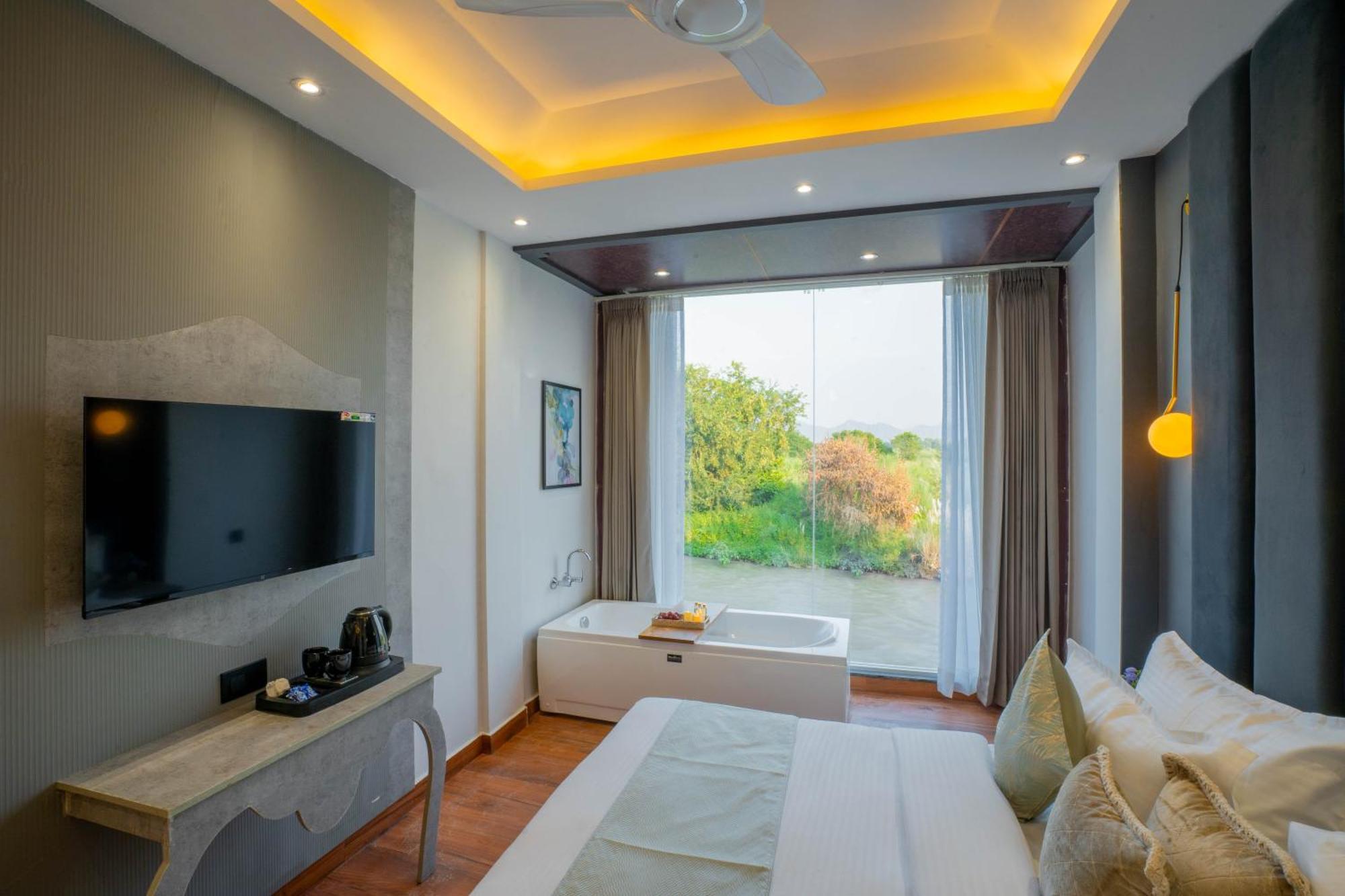 The Ganges Riverside Escape With A Private Ghat ハリドワール エクステリア 写真