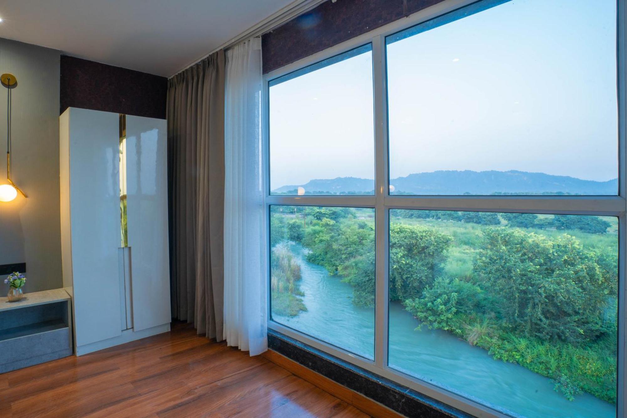 The Ganges Riverside Escape With A Private Ghat ハリドワール エクステリア 写真