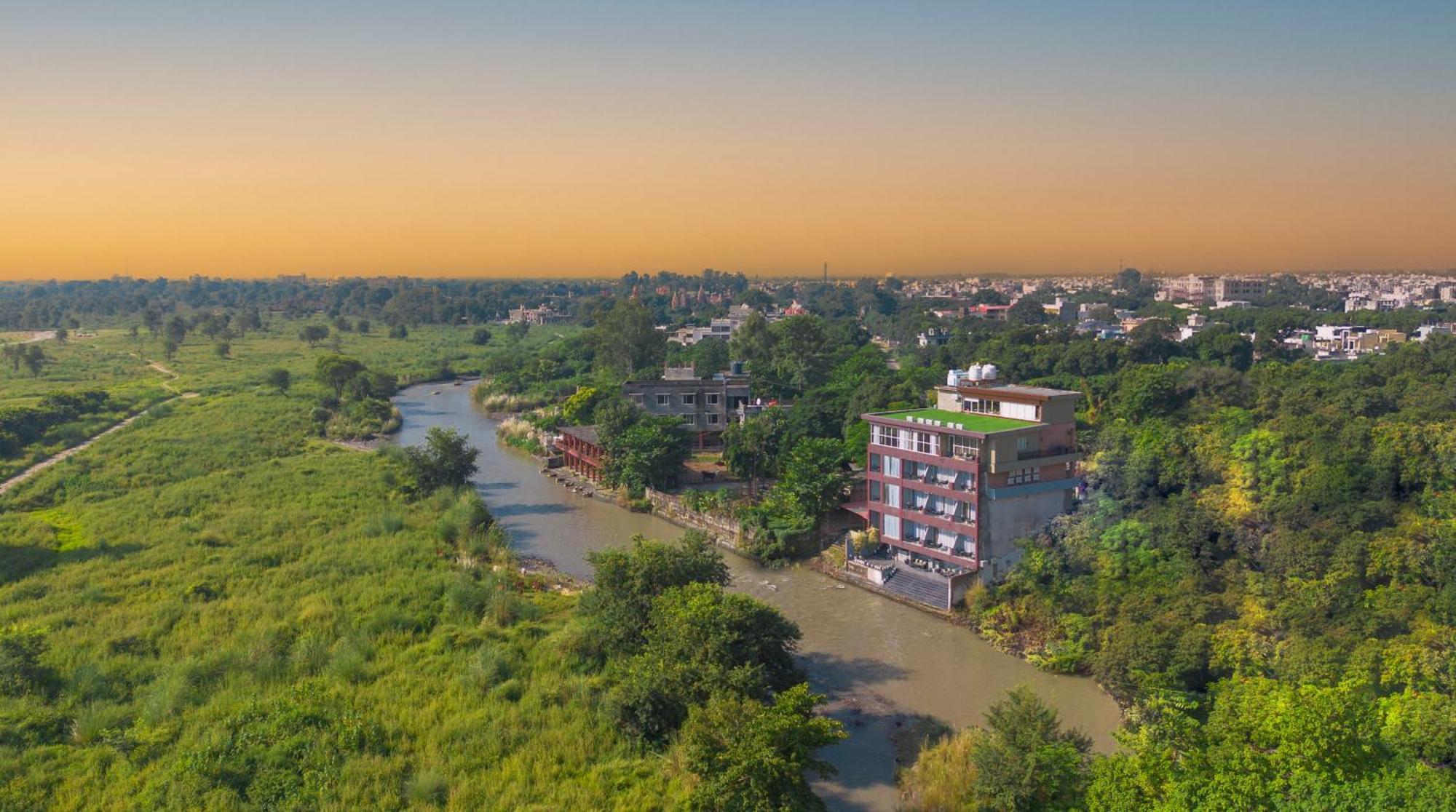 The Ganges Riverside Escape With A Private Ghat ハリドワール エクステリア 写真