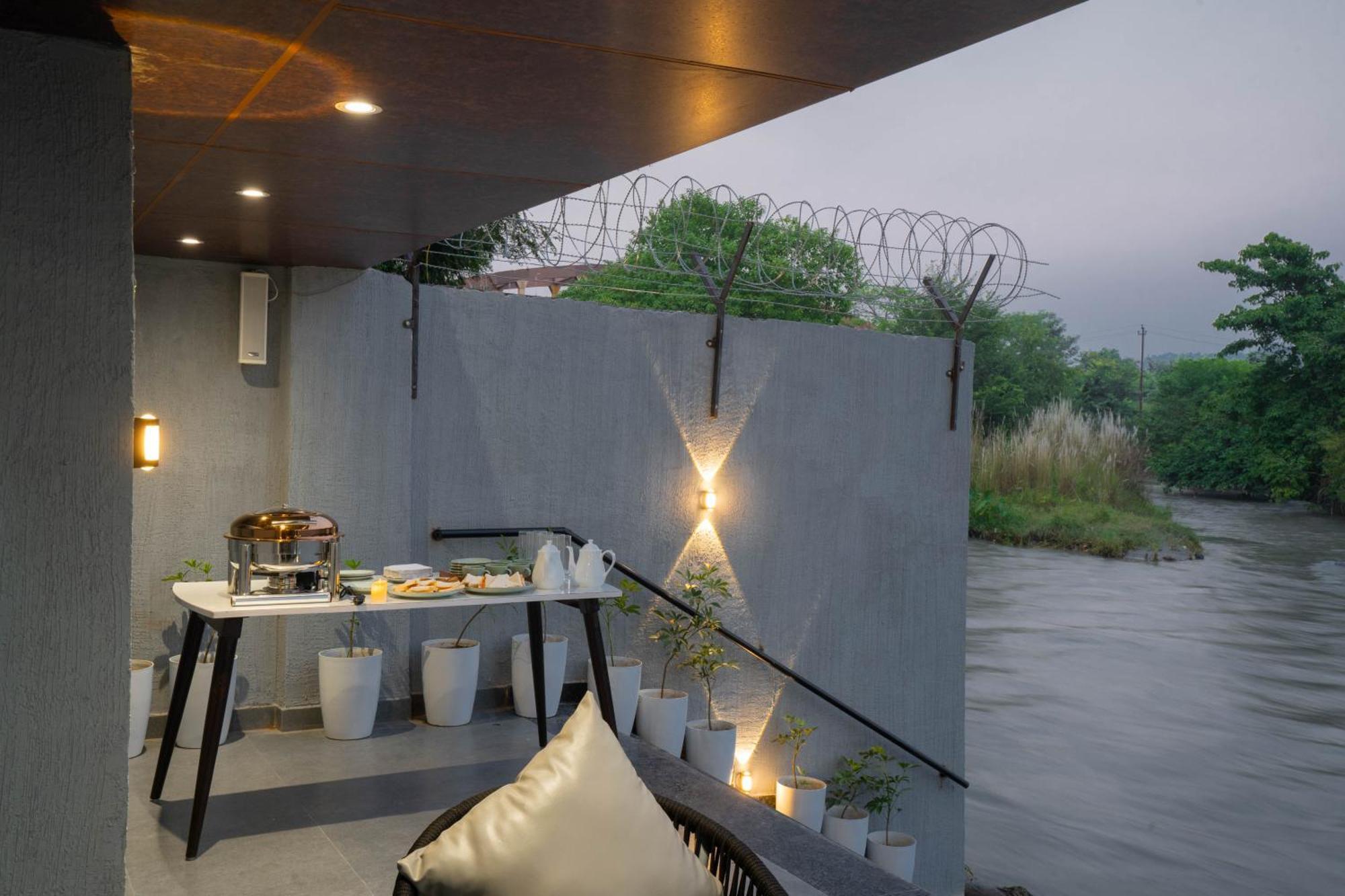 The Ganges Riverside Escape With A Private Ghat ハリドワール エクステリア 写真