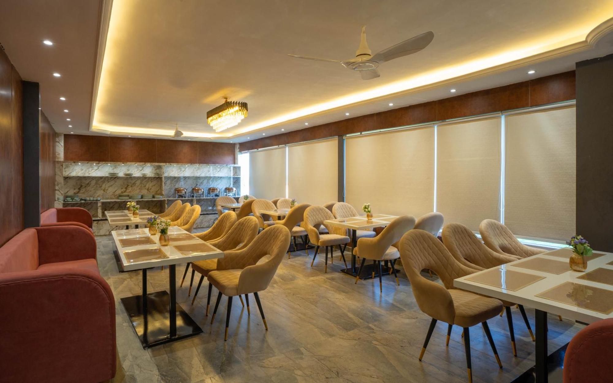 The Ganges Riverside Escape With A Private Ghat ハリドワール エクステリア 写真